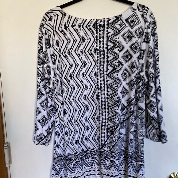 Zenergy by Chicos size 2 rayon/spandex blend top - Picture 3 of 6